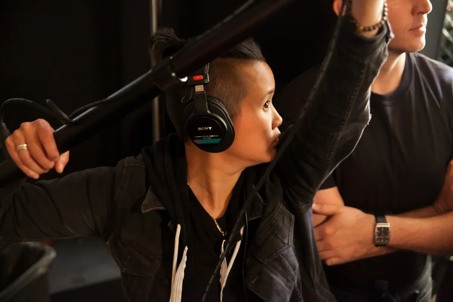 Behind the scenes photo 17